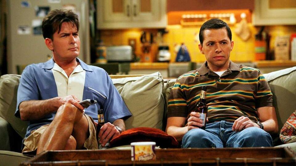 Jon Cryer Reveals Shocking Pay Disparity With Charlie Sheen on Two and