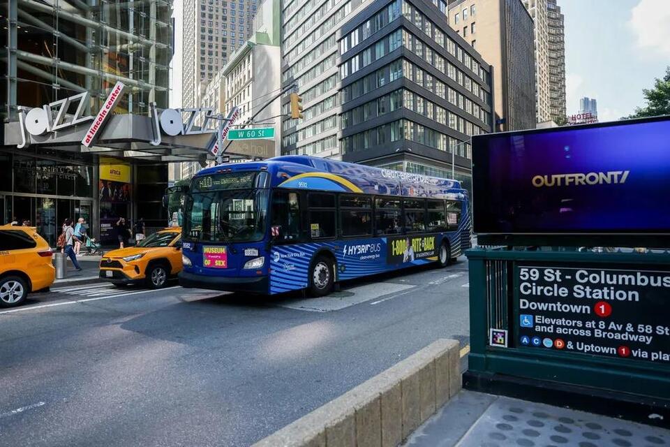 New York City looks to make buses faster with priority lanes