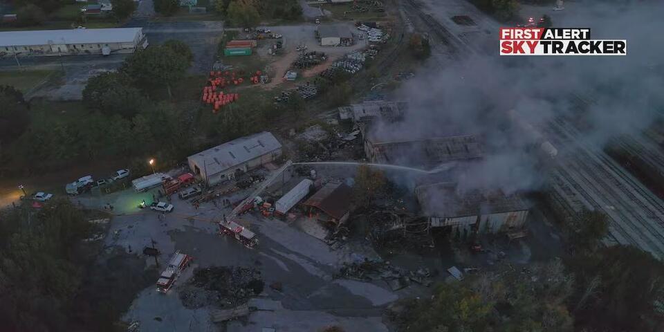Massive chemical fire, explosion at Gadsden paving plant - NewsBreak