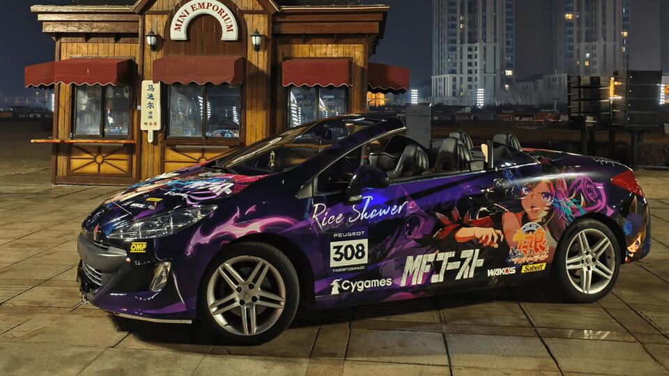 Custom Vehicle Graphics Inspired by Japanese Anime Culture