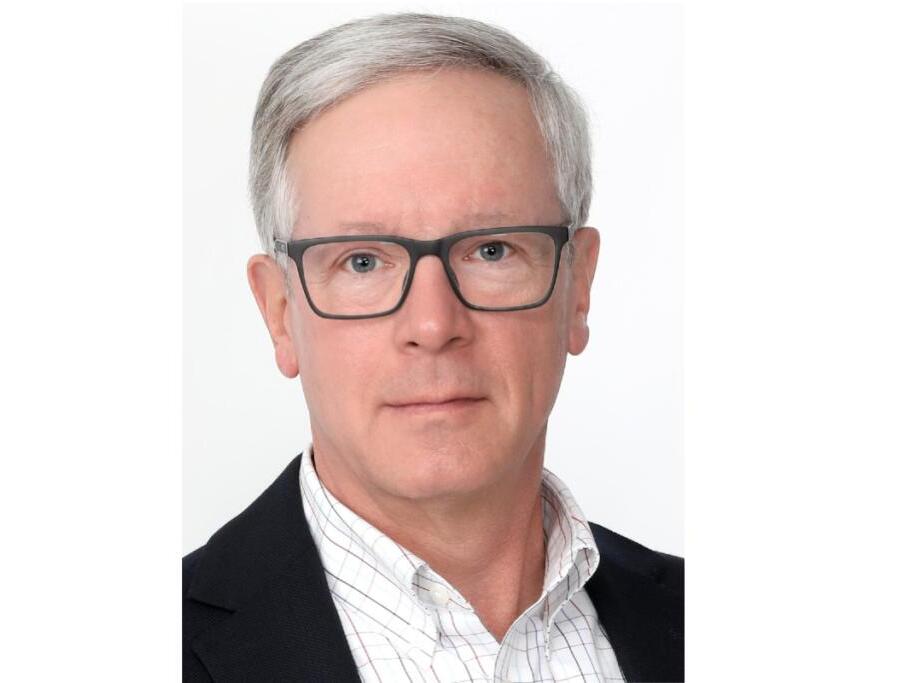 Former Maine State Police deputy chief unseats Auburn Mayor Jason Levesque