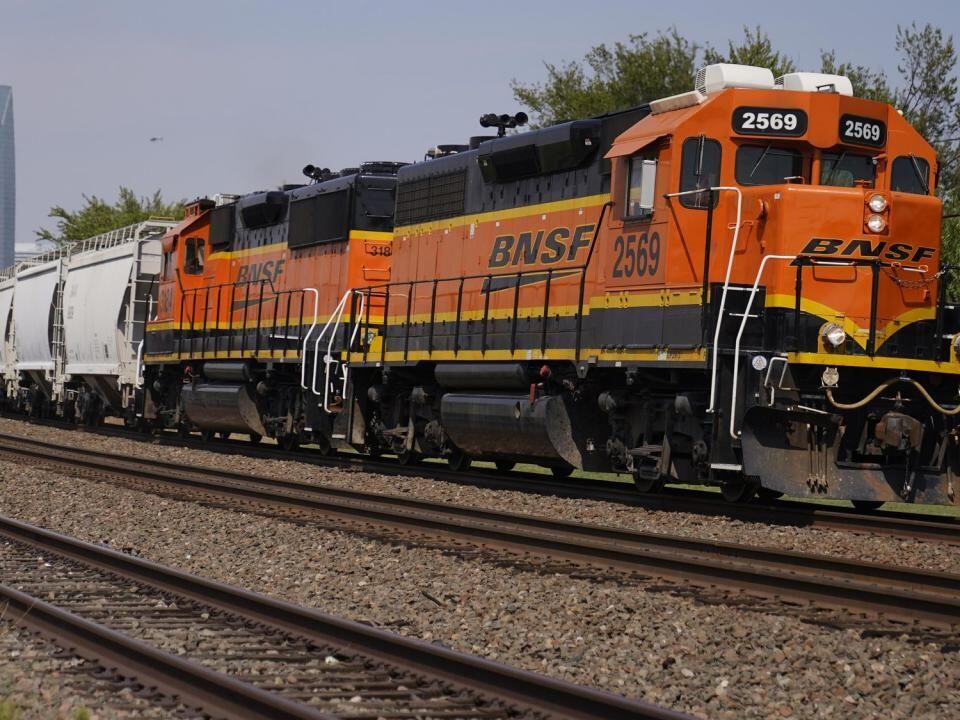 Railroad BNSF stresses safety but is still held back by longstanding