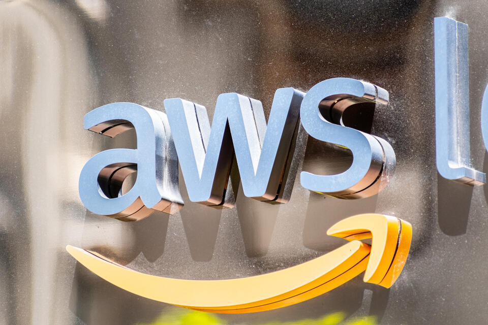 AWS Launches Burstable EC2 T8i Instances Powered by Intel Xeon 6 ...