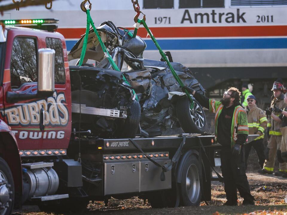 Driver, 38, killed when Amtrak train strikes car at Holland crossing ...