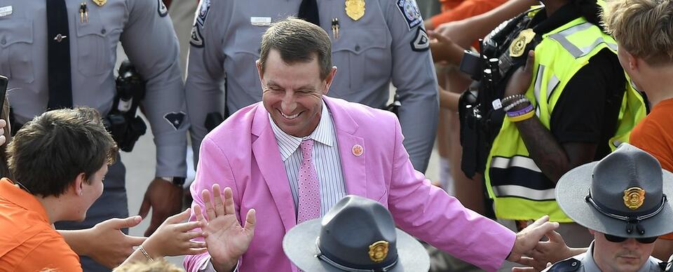Bart Boatwright’s Tiger Walk Photo Gallery: Miami Game - NewsBreak