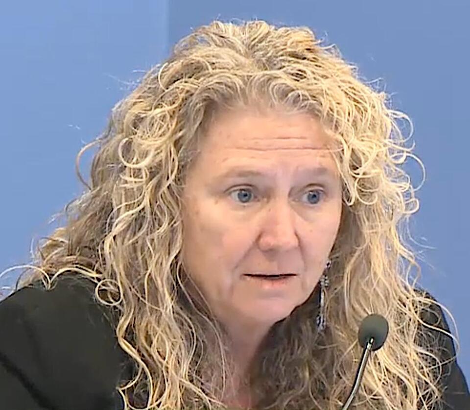 With Ahearn-Koch viewed as frontrunner in Sarasota City Commission election, Entler’s and Harshman’s campaign finance reports mark clear contrasts between them