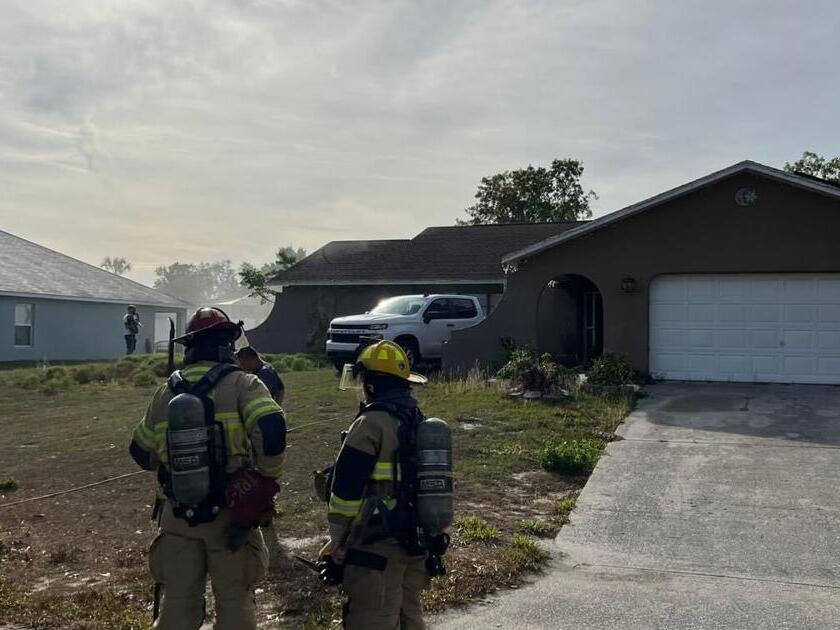 Firefighters respond to house fire in Hernando County