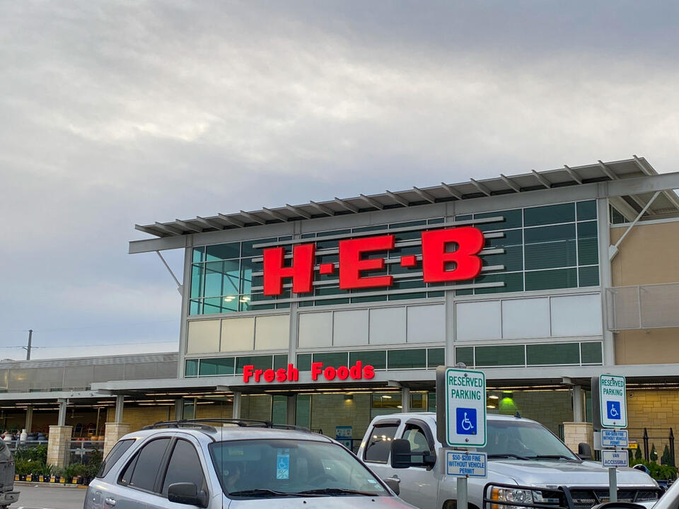 What Are HEB's Thanksgiving 2024 Hours?