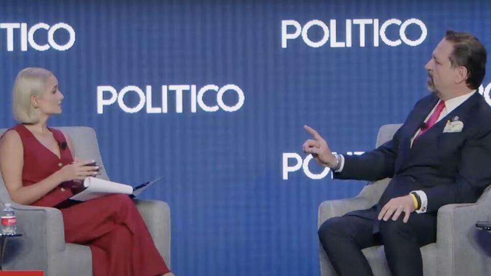Top Trump Adviser Deems Politico ‘Gutter Press’ in Live Interview ...
