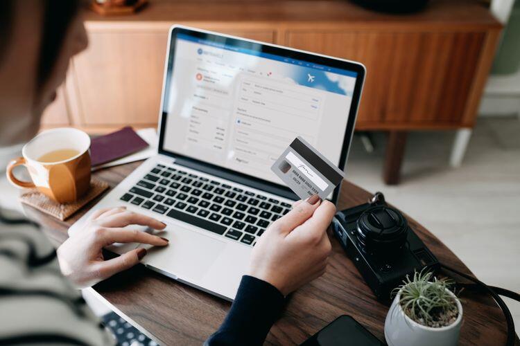 Four-Fifths of Credit Card Accounts Could Vanish Under Trump's Rate Cap ...