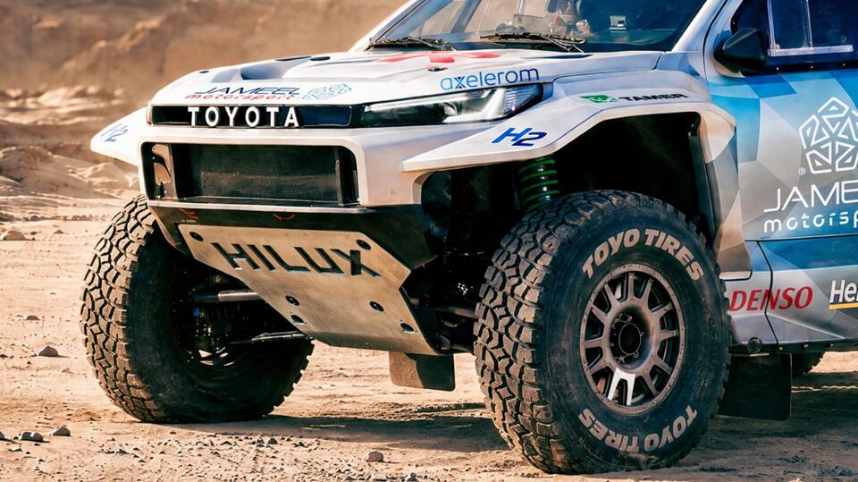Wild Toyota GR Hilux Will Tackle Dakar Without A Single Drop Of ...
