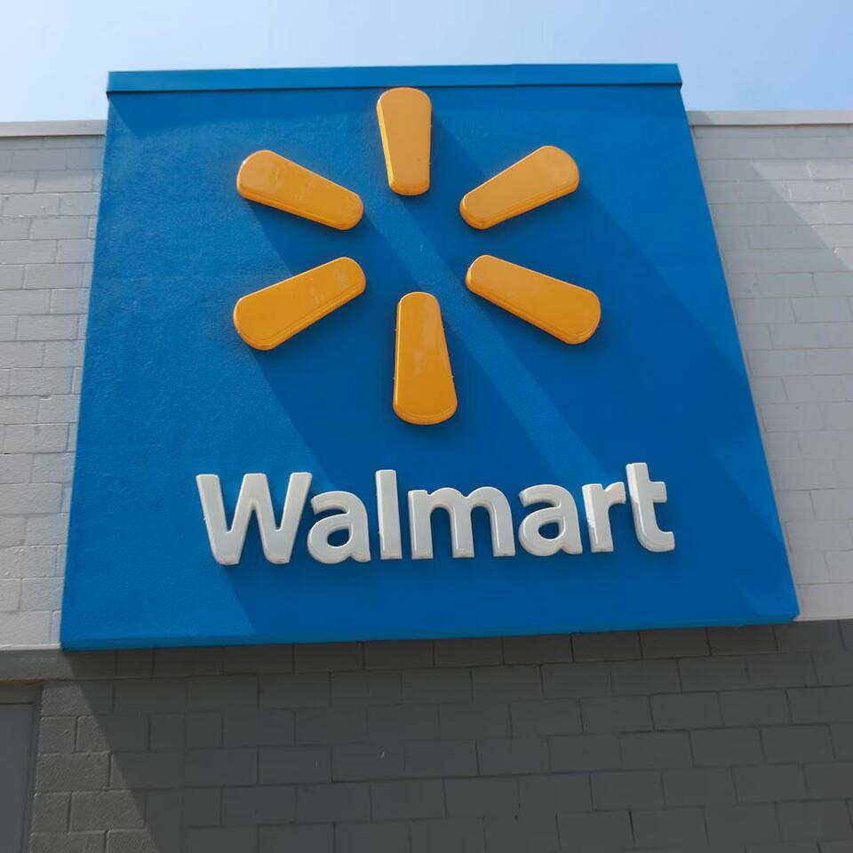 Emergency Audio Reveals Dead Walmart Employee Was Locked in Oven Before