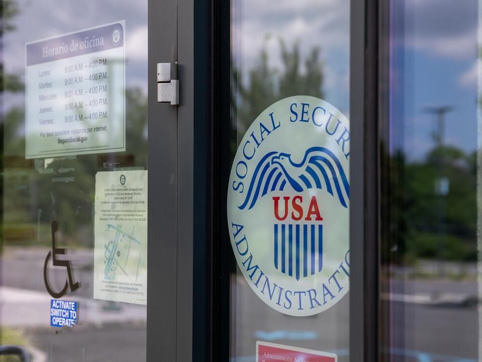 Efforts to shrink Social Security's phone wait times are putting a