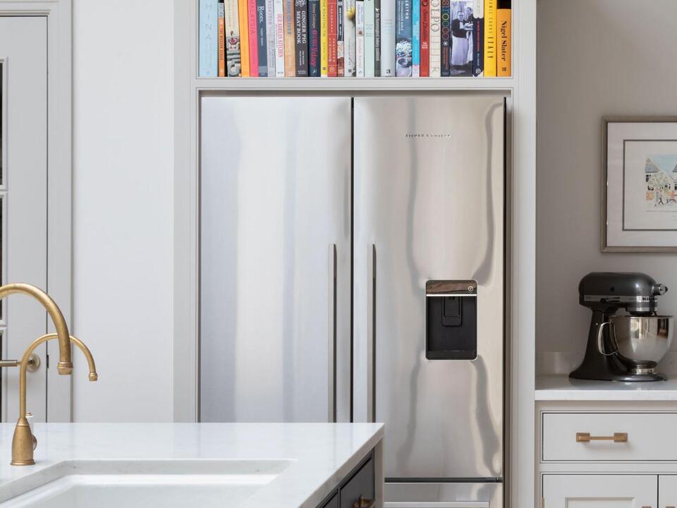 Tired of dealing with fridge odors? Here are 4 tested ways to eliminate