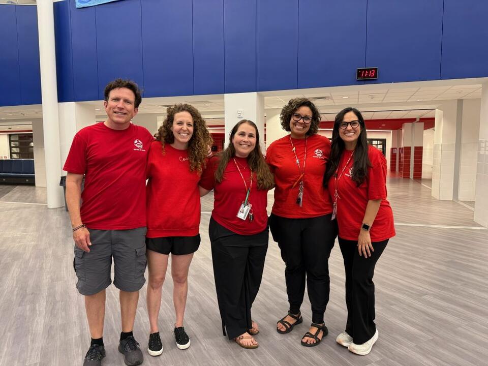 📢 Pearce SOS Lifeguards mentor every incoming freshman - NewsBreak