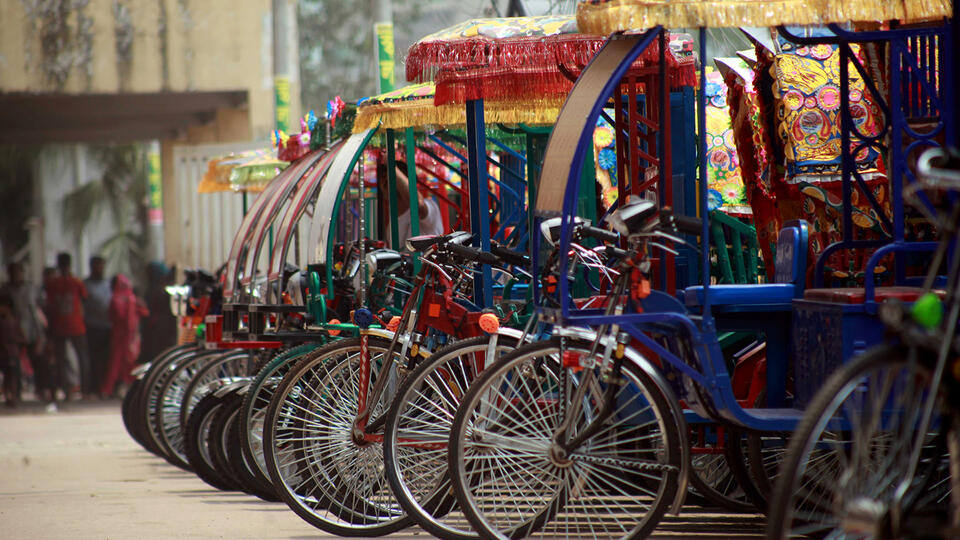 Bangladesh has millions of e-rickshaws. They’re finally becoming legal ...