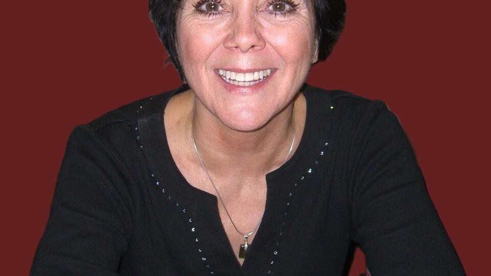 Threes Company Icon Joyce Dewitt Turns 76 A Look Back And Forward 