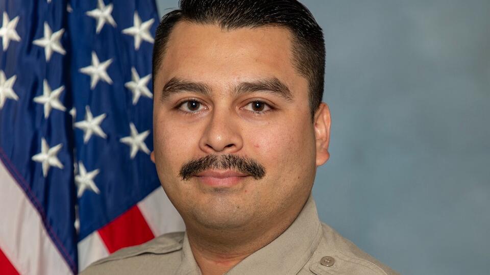 Suspect in killing of California deputy sheriff named; Authorities ...