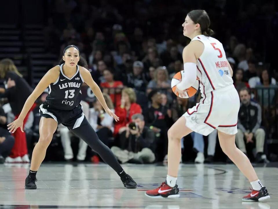 Aaliyah Nye and Sarah Ashlee Barker to Face Off in WNBA Rivalry - NewsBreak