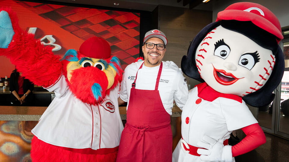 Tofuego Tacos? Stadium Burnt Ends? Reds introduce new 2026 food options ...