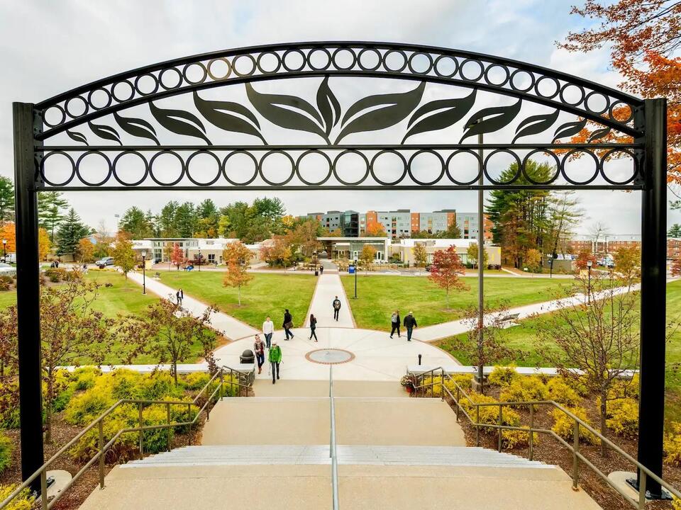 SNHU Announces Spring 2026 President's and Dean's List Honors - NewsBreak