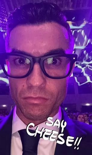 Cristiano Ronaldo shows off new Ray-Ban glasses with embedded camera ...