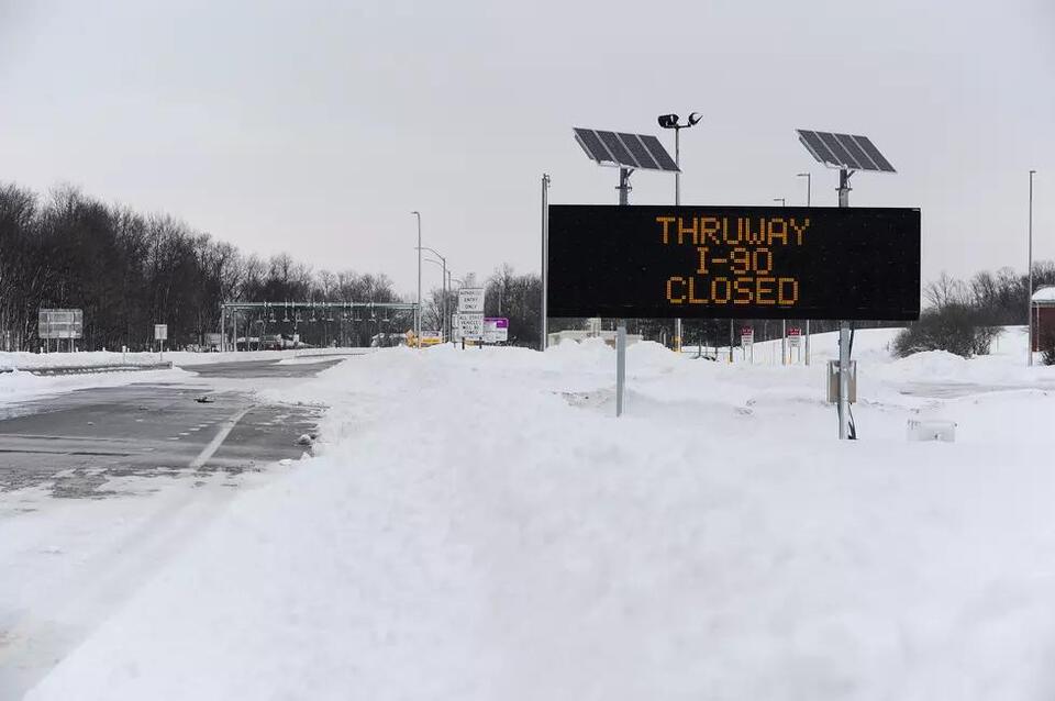 Thruway Closed In New York State Due To Weather - NewsBreak
