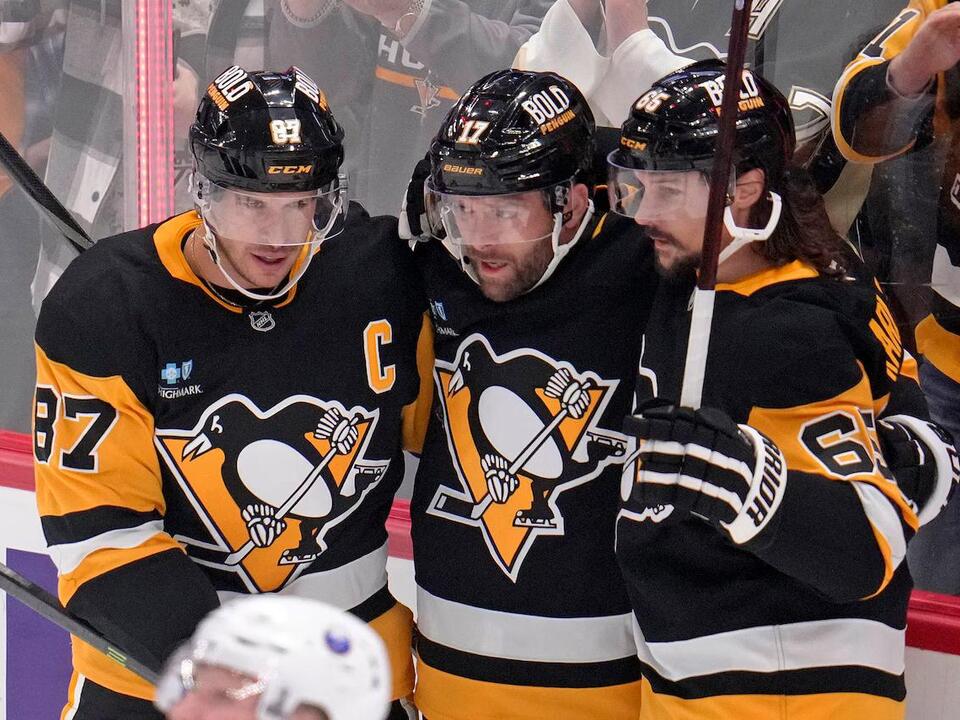 What channel is the Detroit Red Wings vs. Pittsburgh Penguins game