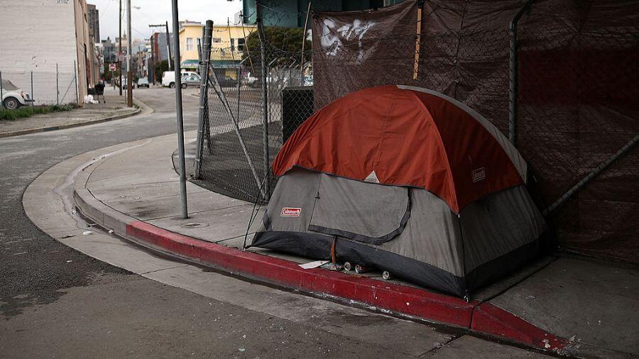 Homeless population declines nationwide, but rises in Oregon - NewsBreak