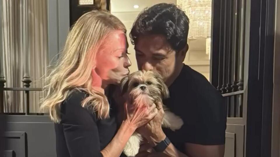Kelly Ripa & Mark Consuelos Welcome Home New Puppy After Health Issue ...