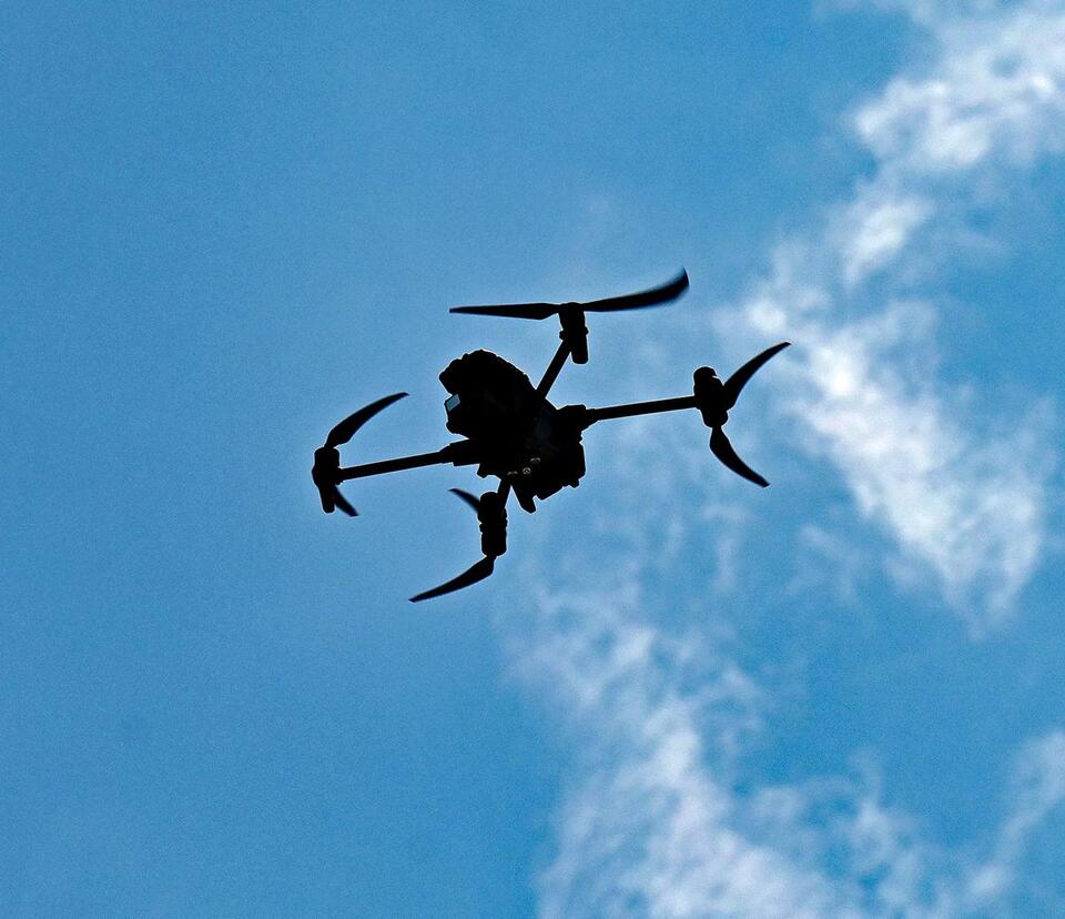 Utah Officials Say Dozens Of Drones Illegally Flying Over Buckley Draw ...