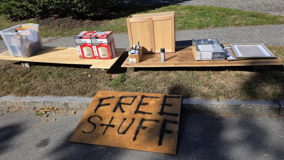 🎁 Freebies Up for Grabs in Portland, Maine Right Now - NewsBreak