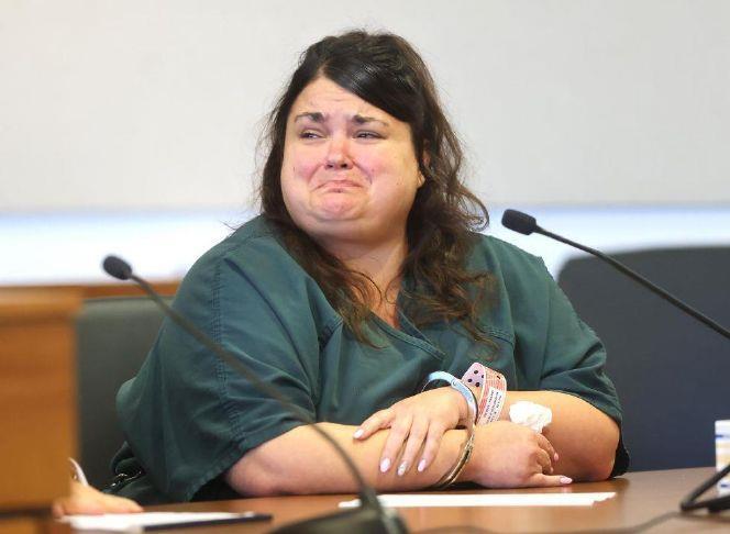 Sheffield Lake woman gets life in prison, parole possible after 14 ...