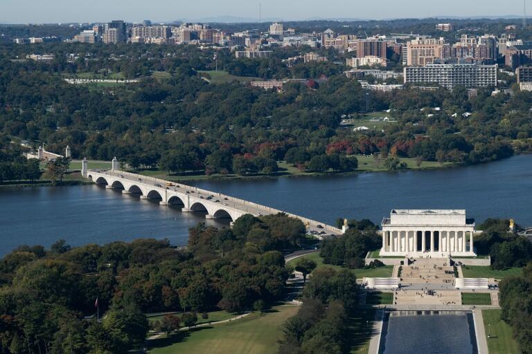 Trump to move forward with planned arch project despite legal action ...