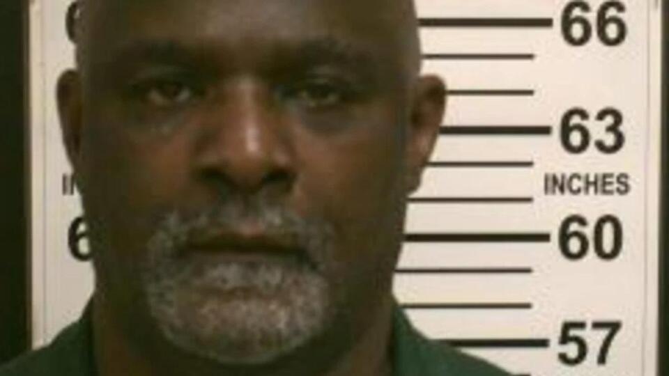 Albany man pleads guilty to 2023 robbery of credit union - NewsBreak