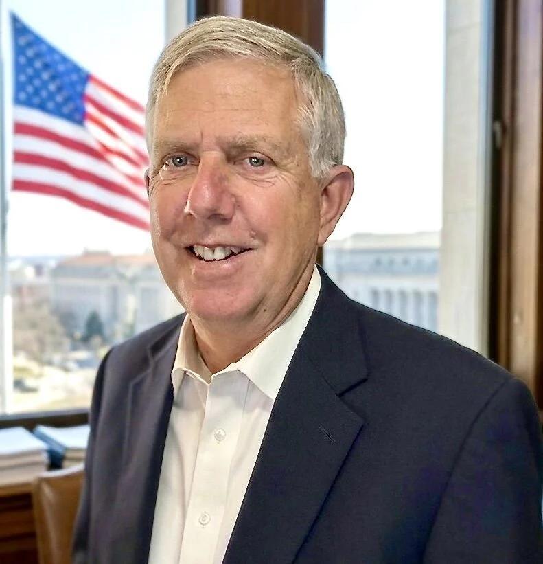 Hollywood resident Phelan files for county board seat - NewsBreak