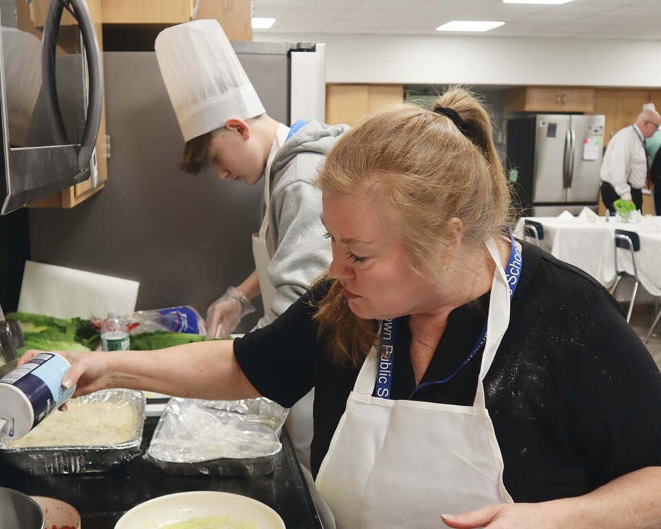 Student chefs show culinary skills for ‘Chopped’ challenge - NewsBreak