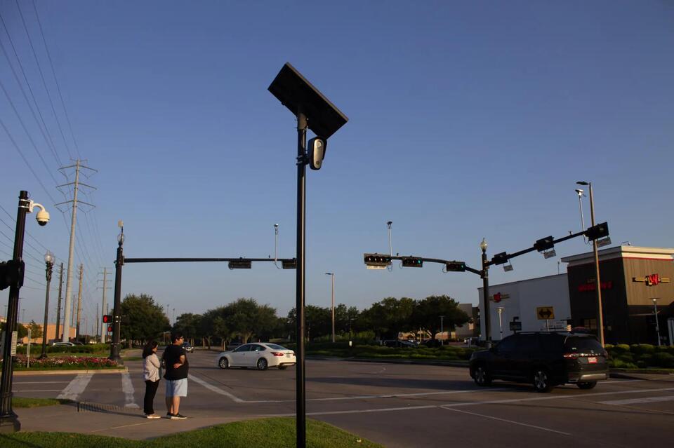Harris County commissioners delay action on Flock cameras after report ...