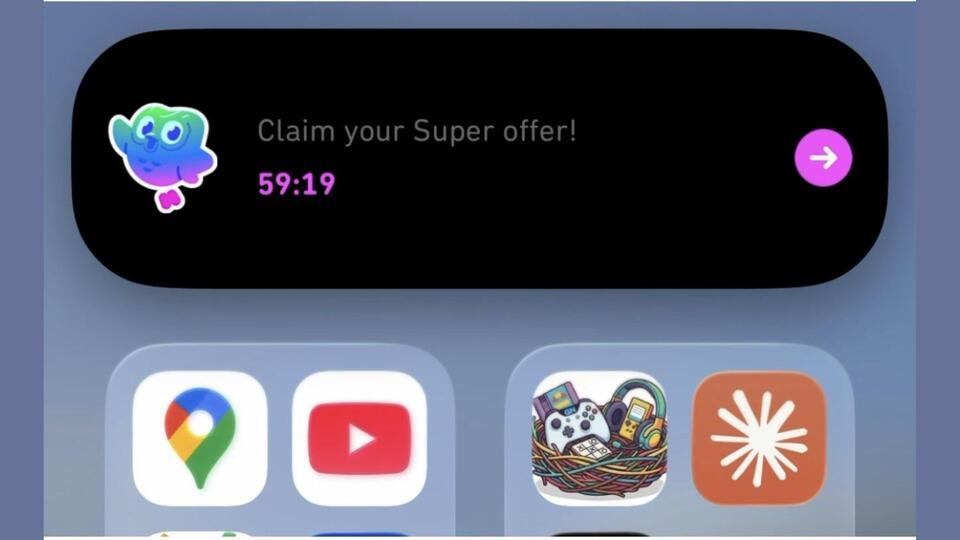 Duolingo Accused of Using iOS Live Activities for Dynamic Island Ads ...