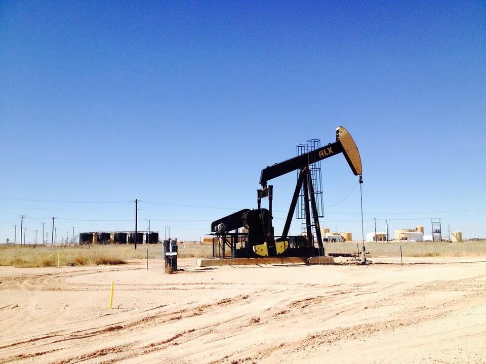 Kern County judge rips California over 'invalid' fracking ban - NewsBreak