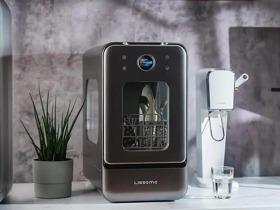 The Compact Powerhouse A Dishwasher That Saves Space and Delivers Sparkling Results