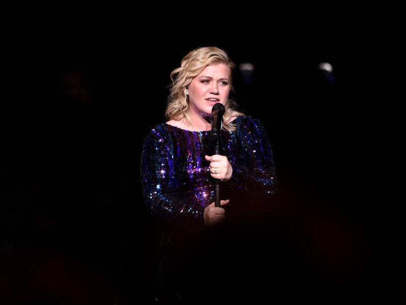 Kelly clarkson las vegas residency will offer different surprises each