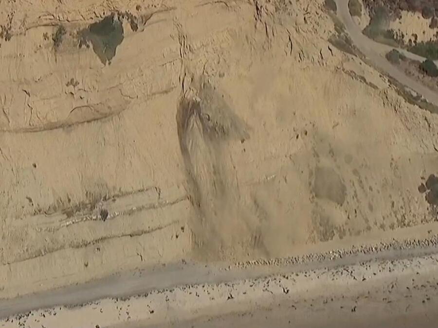 WATCH SkyRanger 7 over La Jolla captures Torrey Pines bluff collapse on video