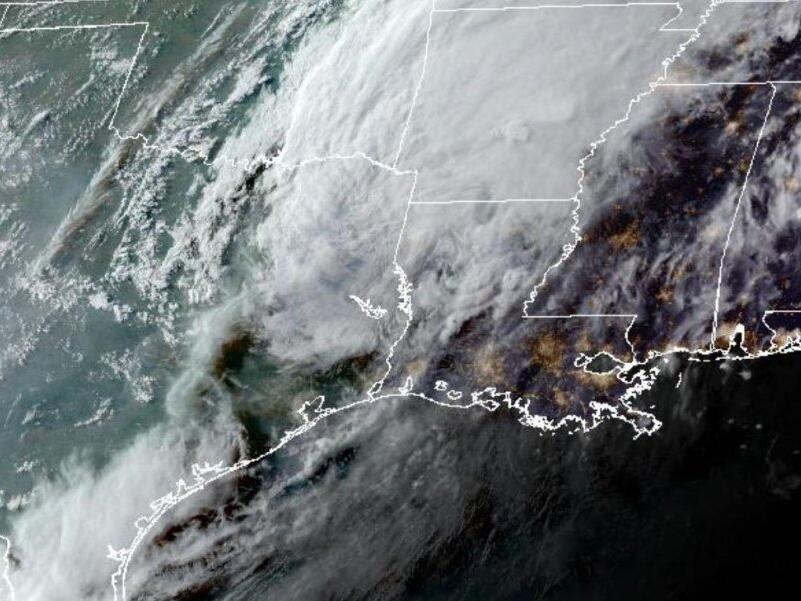 Beryl drops to depression after striking south Texas as Category 1 ...