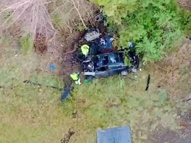 Police investigating Mansfield crash that left 1 dead, 2 injured