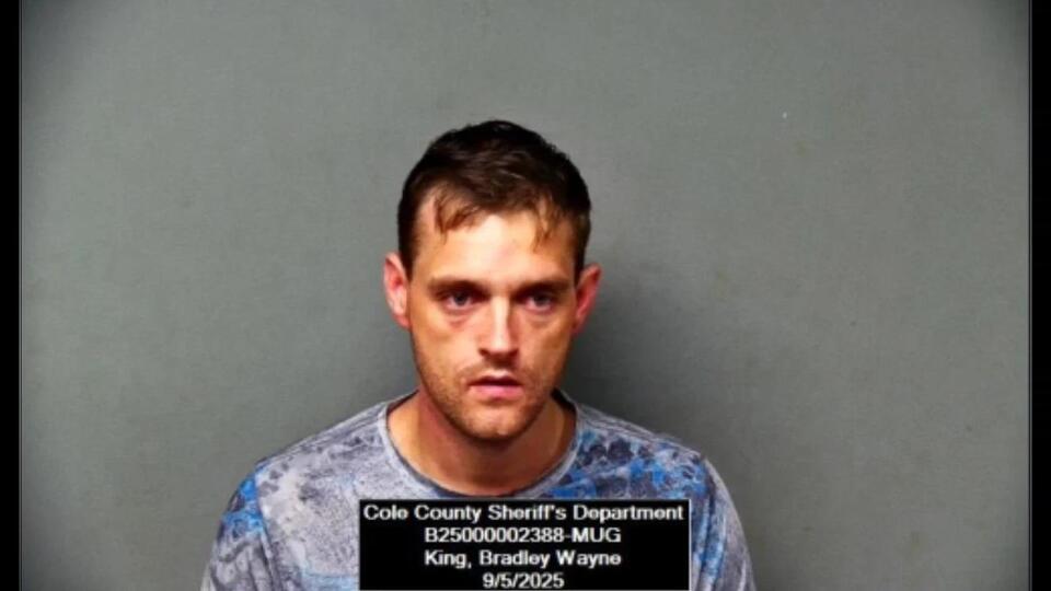 Jefferson City man hints to officer of purchasing meth, later arrested ...