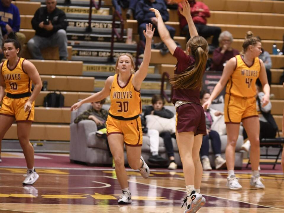 Minnesota Crookston Women's Basketball Commences New Era against Lopers