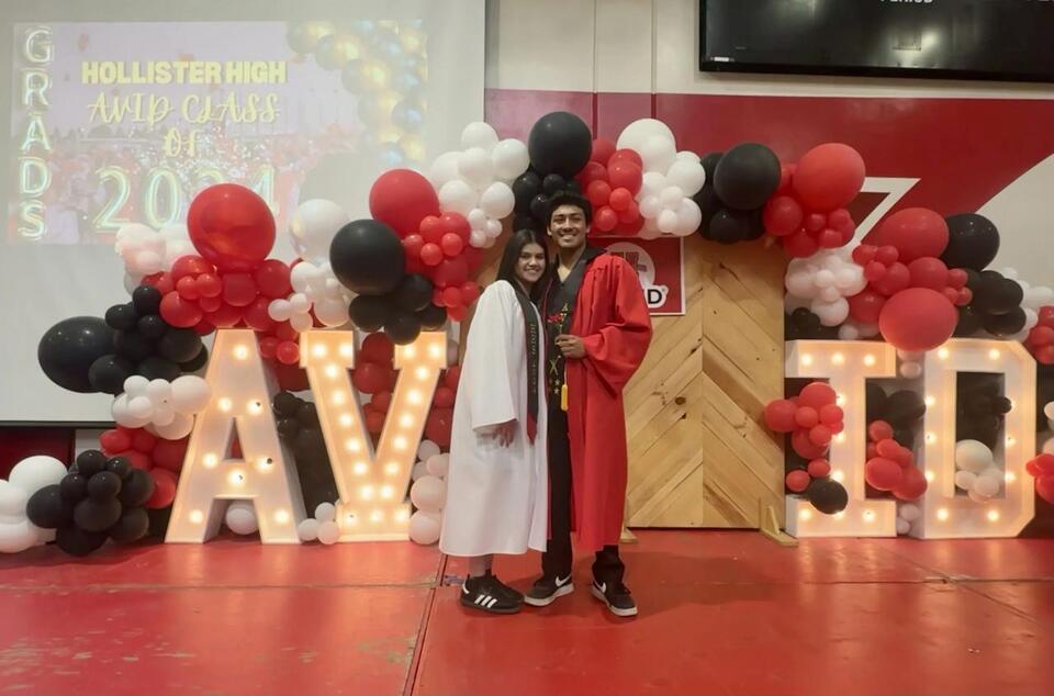 Hollister High AVID program celebrates graduates - NewsBreak