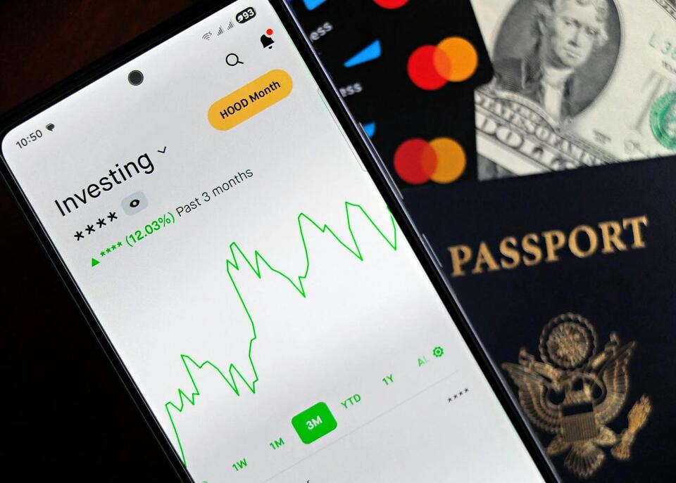 8 Money Myths That Keep Generations Struggling - NewsBreak