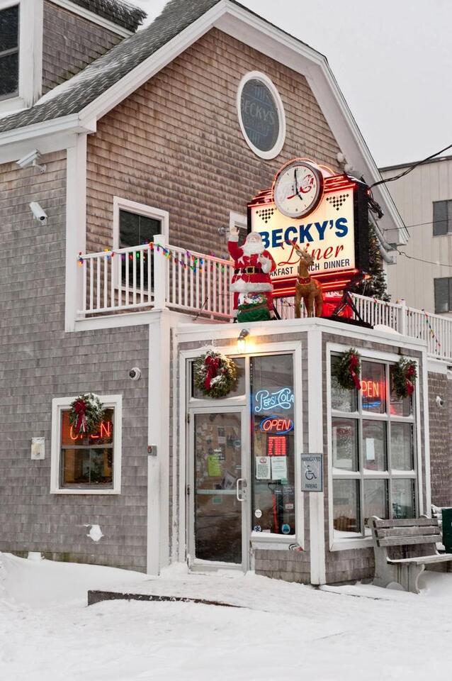 The Date You Can Expect to See First Snowfall in 4 Maine Cities - NewsBreak